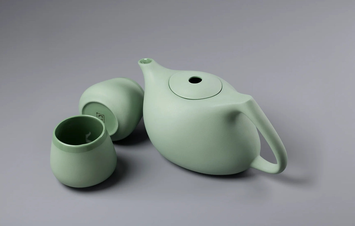 Fowl Tea Set