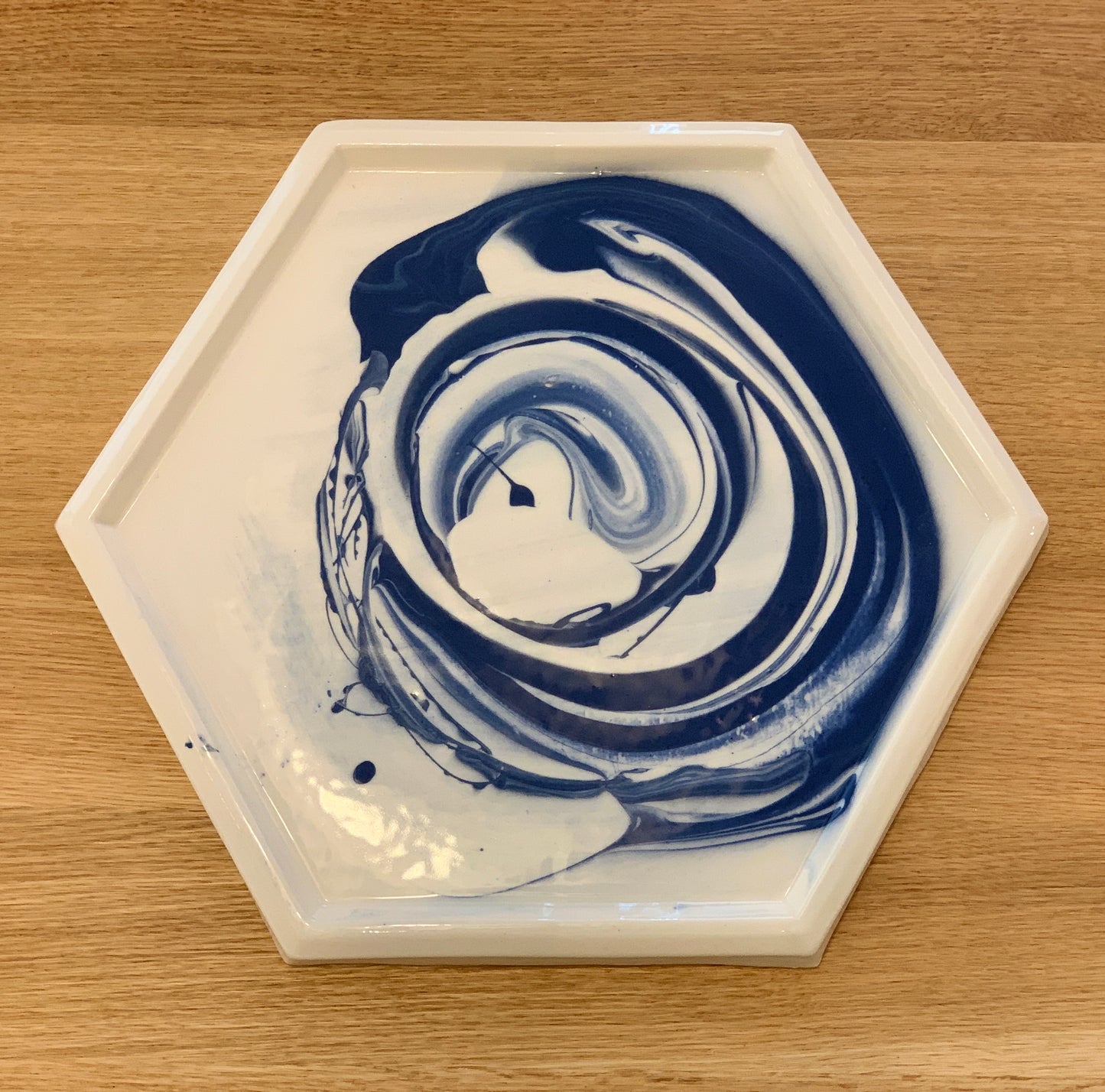 Platou Hexagonal