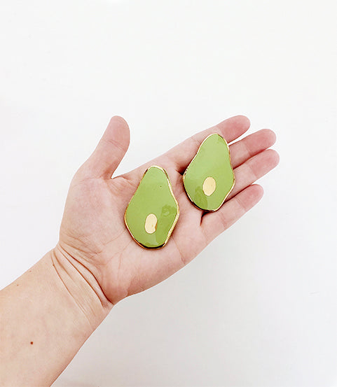Broșă avocado