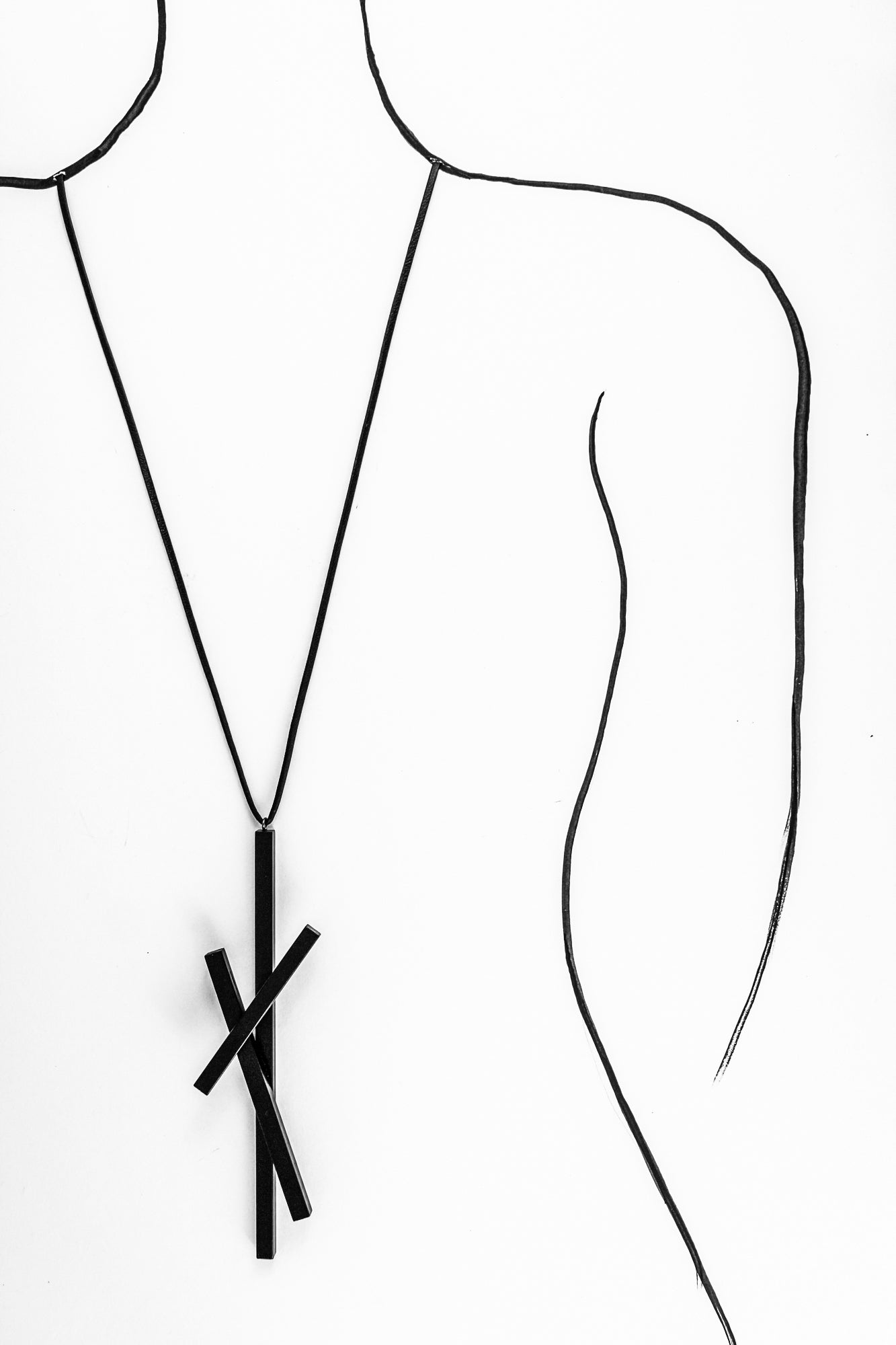 Pandantiv ”Back to basics” model no. 4