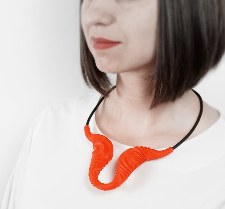 C_L Necklace - Wave Collection