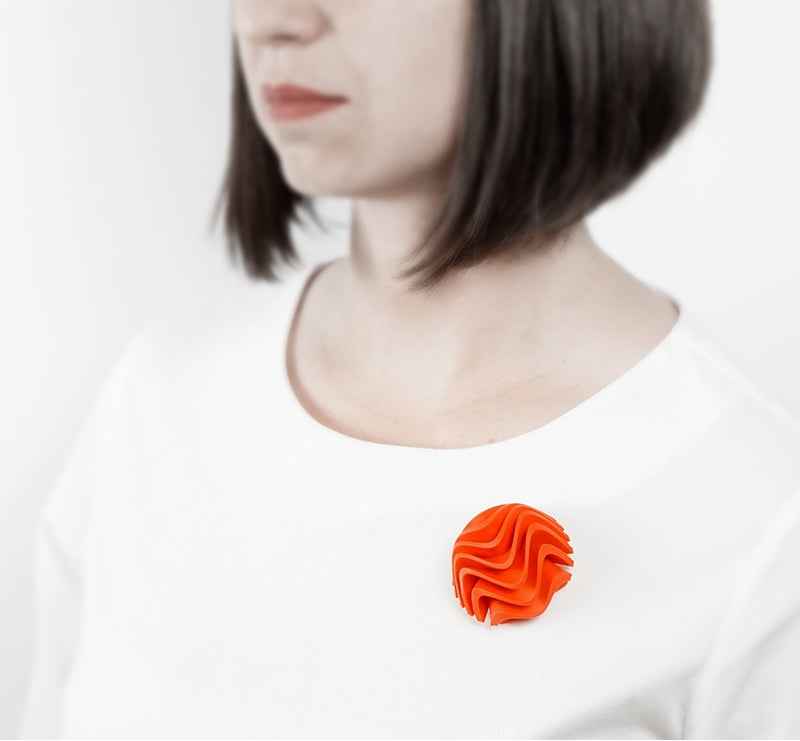 B_per Brooch - Wave Collection